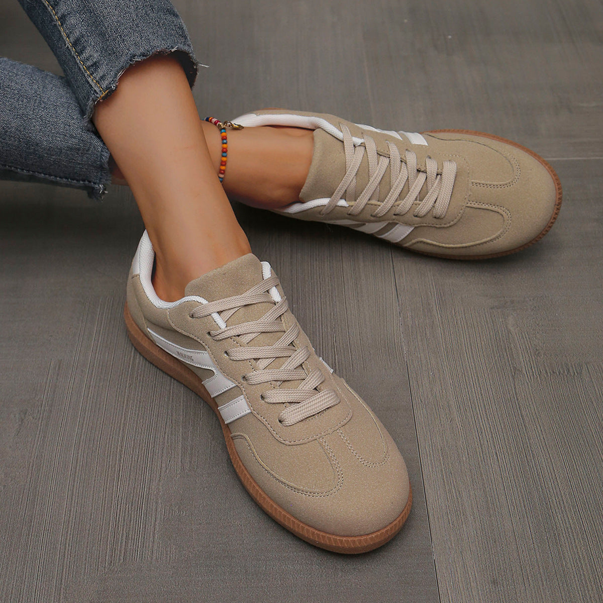 Deliza | Orthopaedic Trainers