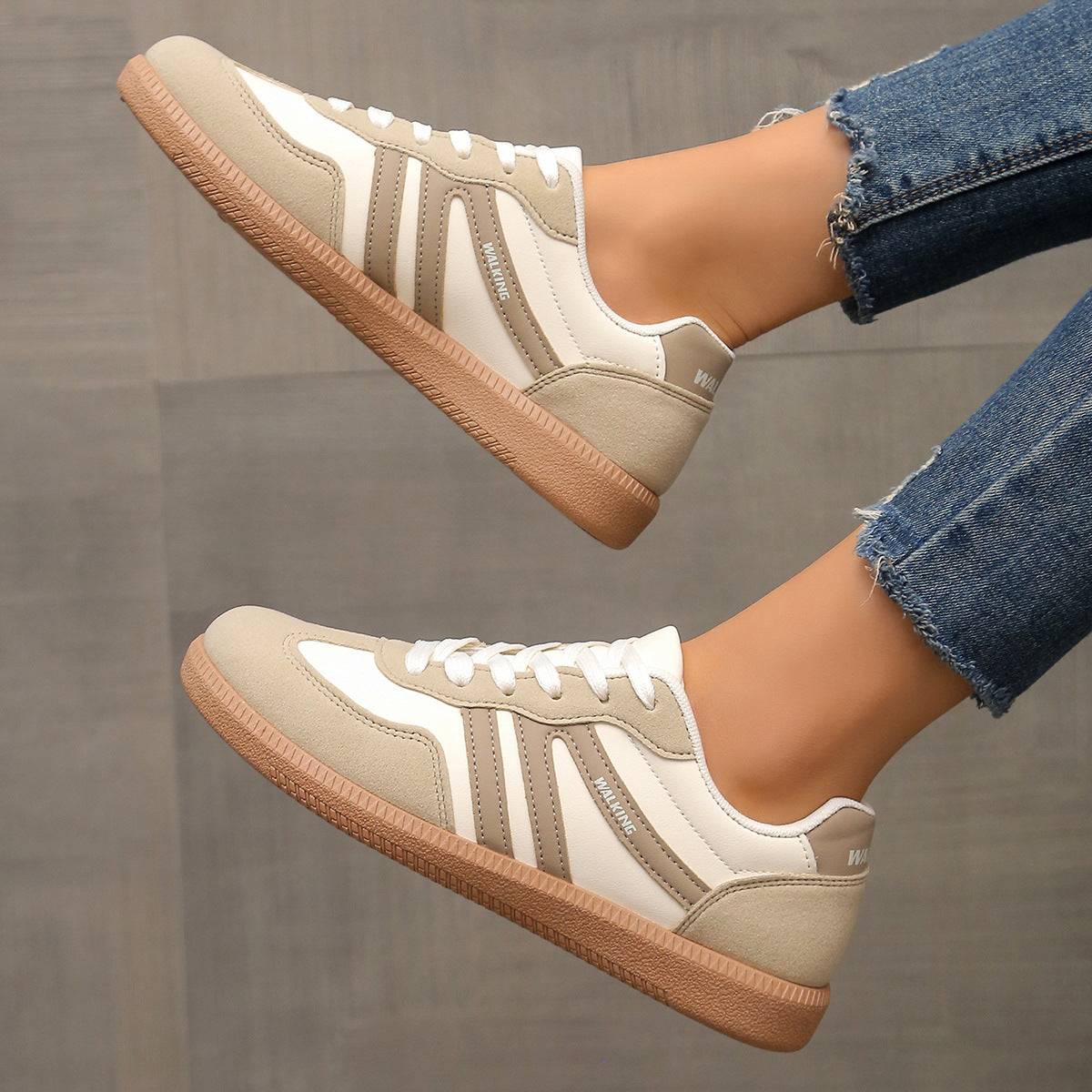 Deliza | Orthopaedic Trainers